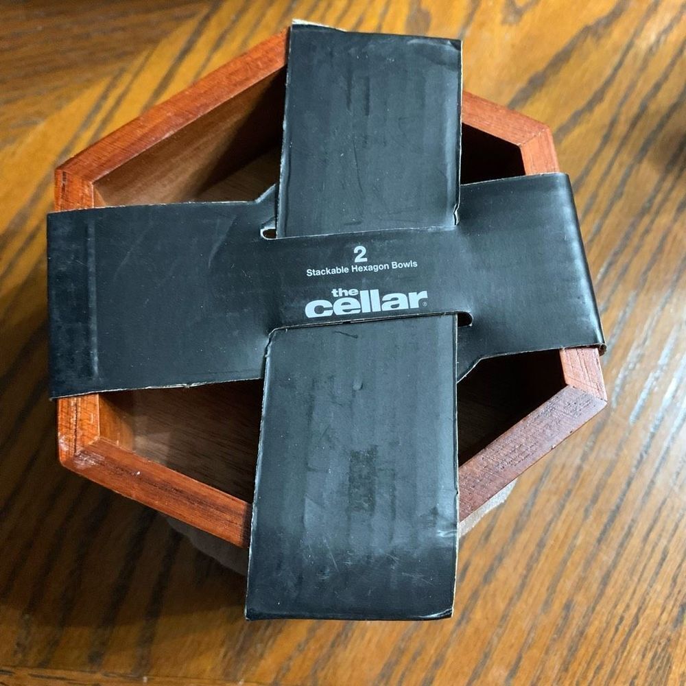 Macy’s The Cellar 2 Stackable Hexagon Wooden Bowls *New*